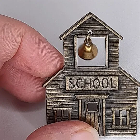Vintage JJ Jonette School House Brooch Pin Bronze-Tone Metal w/ bell - Teacher - Picture 3 of 8